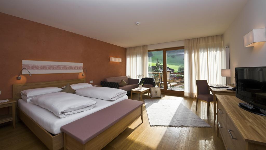 Hotel Monte Sella San Vigilio Di Marebbe Esterno foto